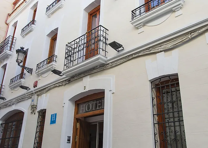 Hotel Castilla Caces