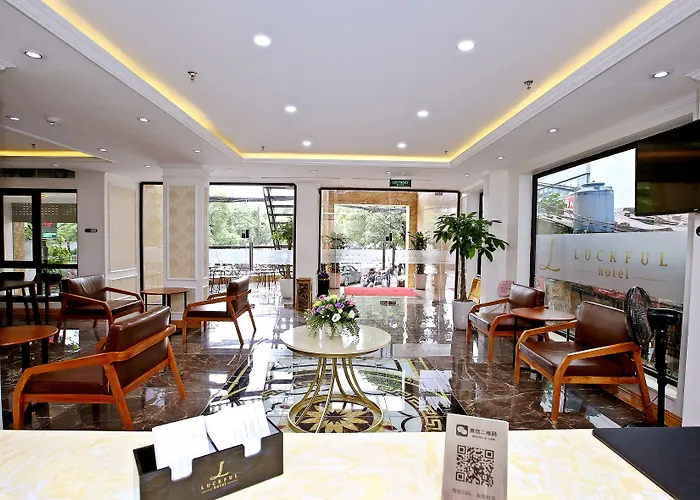 Luckful Hotel Hà Nội