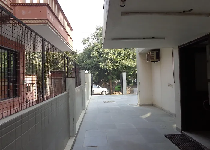 Hotel Akash Palace Noida