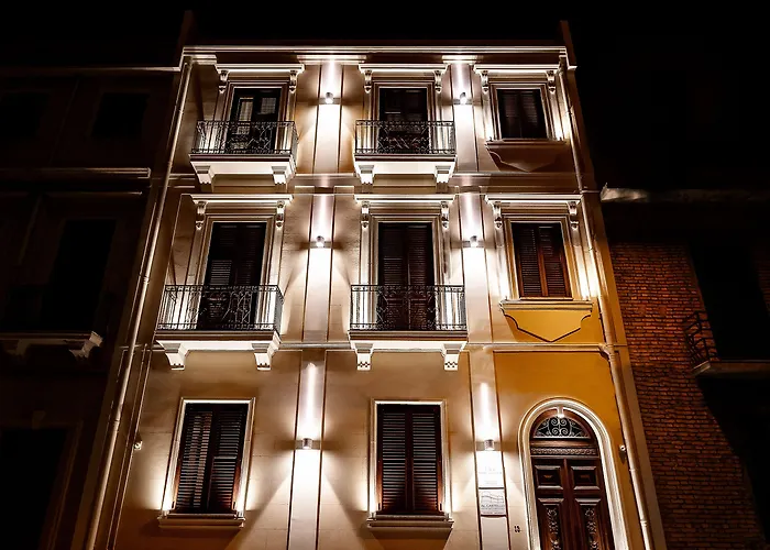 Elite Accommodations & Hydromassage Pool Reggio di Calabria