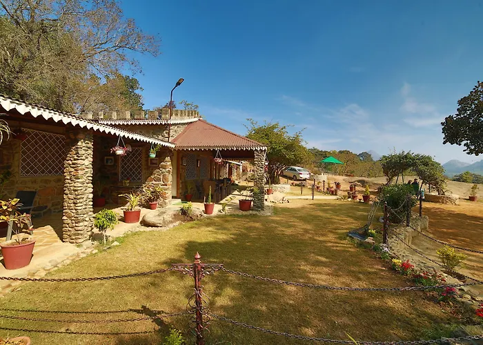 Castel Rock Hotel Mount Abu