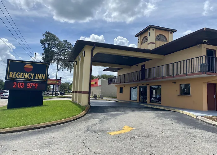 Regency Inn Fern Park