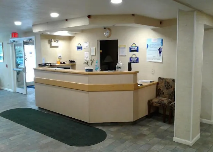 Sturbridge Plaza Hotel