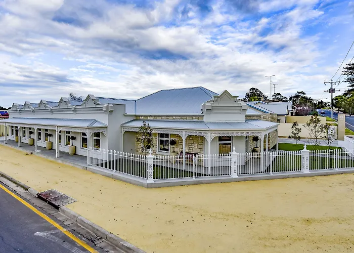 Aloha Central Luxury Accommodation Naracoorte