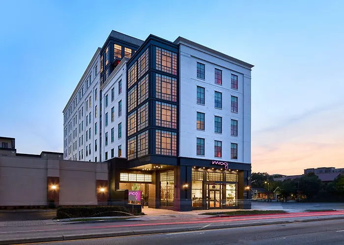 Moxy Charleston Downtown Hotel