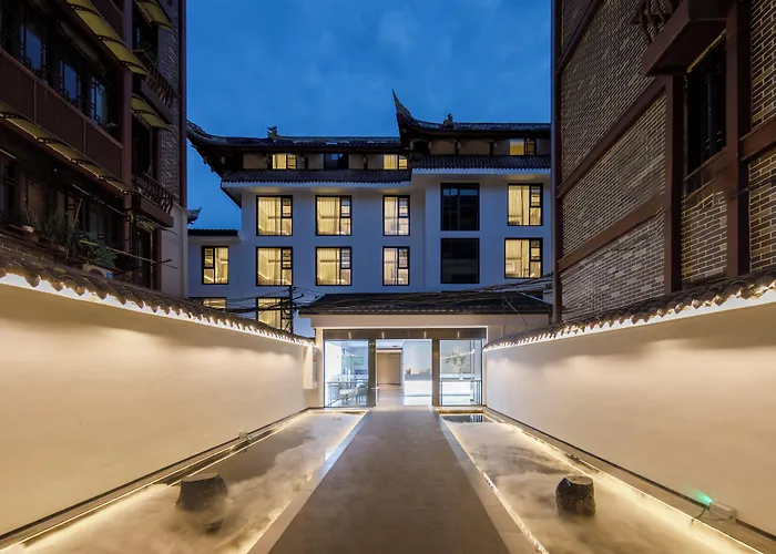 Gongxili - Xige Hotel Chengdu