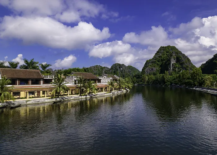 Emeralda Resort Tam Coc NINH BINH