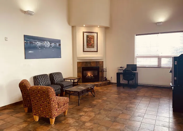 Aurora Park Inn & Suites Dawson Creek