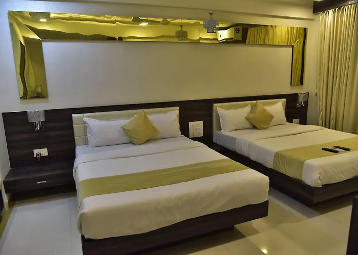 Fabexpress Time Square Hotel Thane