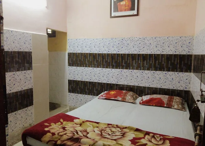 Alankar Lodge Kharagpur