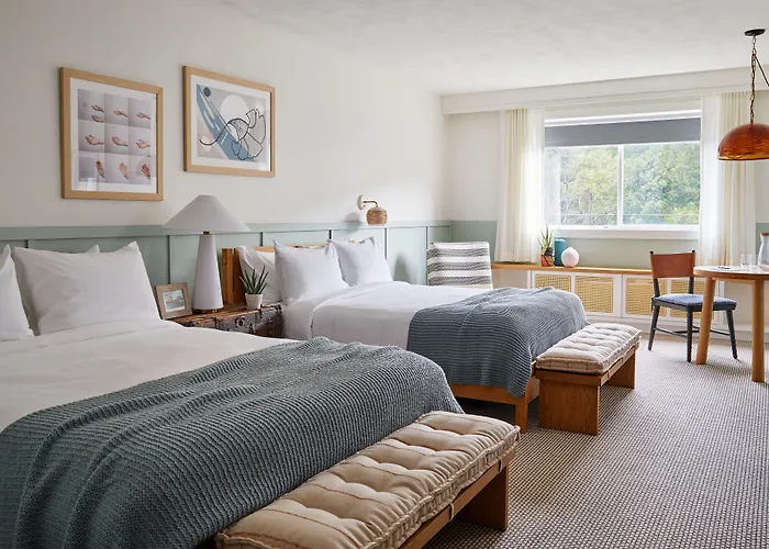 Hotel Wayfinder Tour de Newport