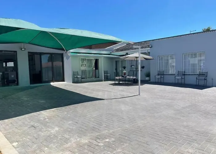 Semeni Asante Guesthouse Johannesburg