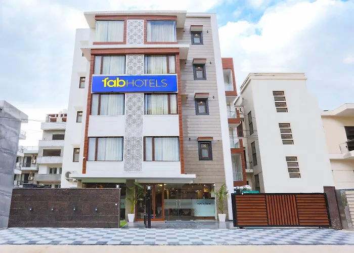 Hotel Golf Inn - Golf Course Road Gurugram Gurgaon