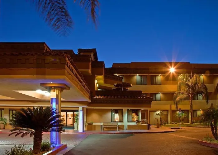 Hotel Xola Moreno Valley