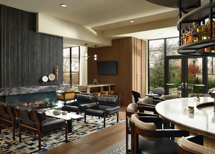 Hotel Centro Sonoma Wine Country, Tapestry Collection Hilton Rohnert Park
