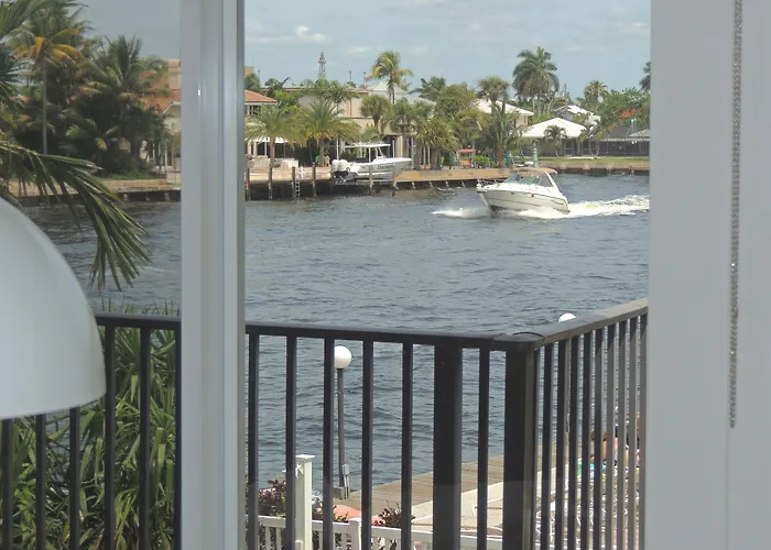 Aqua Mar Condos Pompano Beach