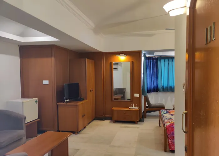Hotel Grg Vadodara