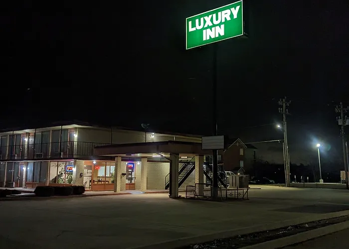 Luxury Inn Mustang