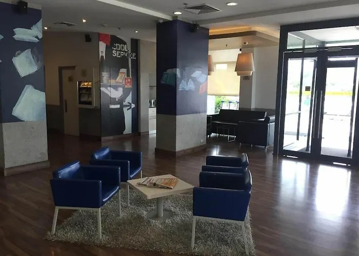 Hotel Caspia Pro Greater Noida