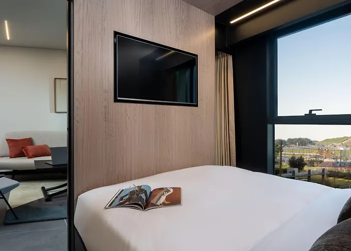 Master Bat Yam Aparthotel