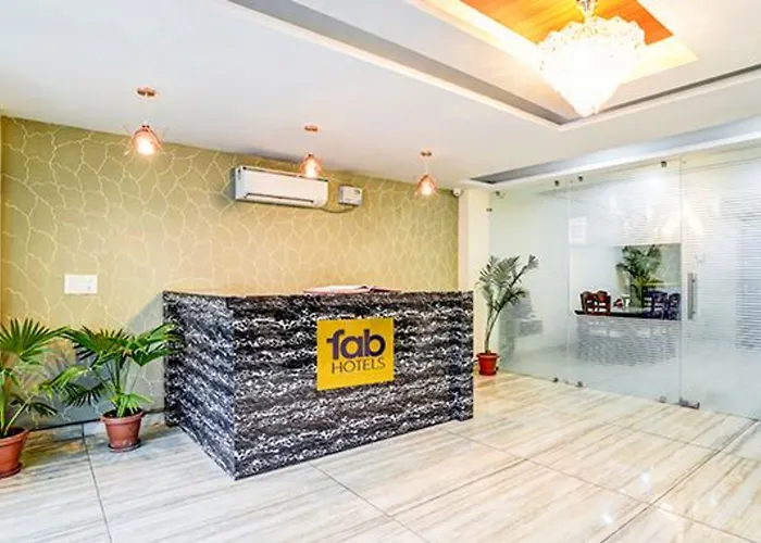 Fabhotel Golf Course Sapphire Gurgaon