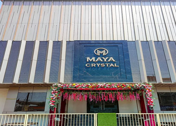 Fabhotel Maya Crystal Kanpur