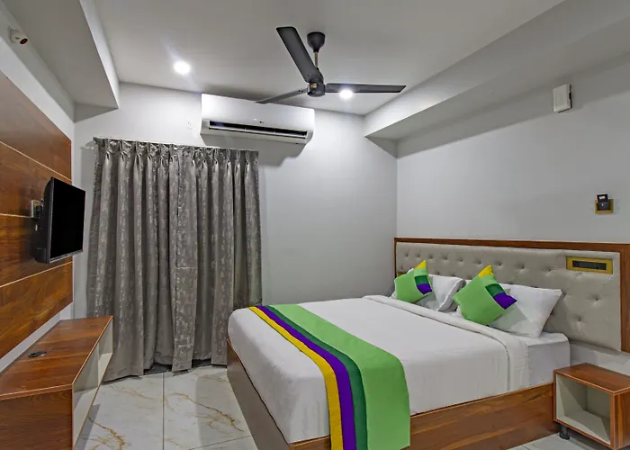 Treebo Abhi Suites, 400 Mts From Guntur Junction