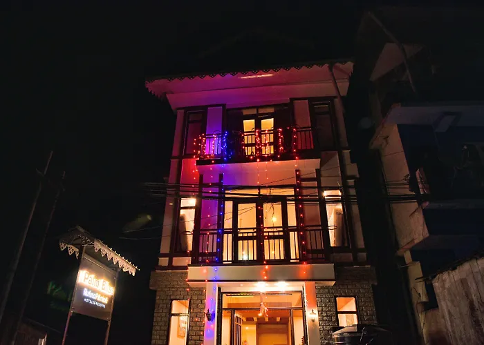 Rufina Palm Bliss Hotel Pelling