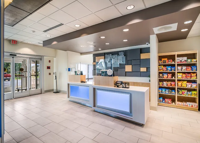 Holiday Inn Express & Suites - Asheboro By Ihg