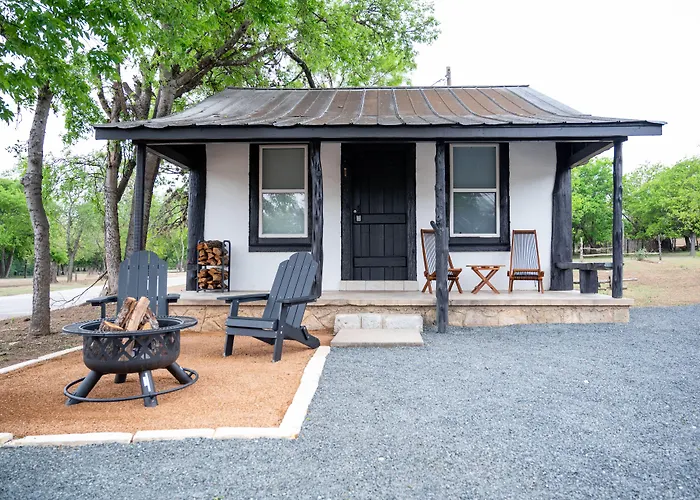 The Vaquero Motel Bandera