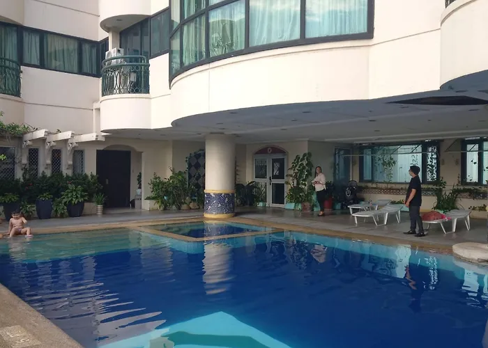 Capital O 914 Makati Palace Hotel Makati City