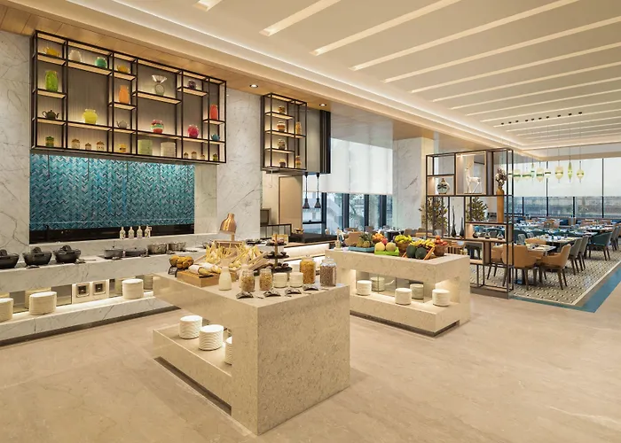 Fairfield By Marriott Mumbai International Airport Hotel