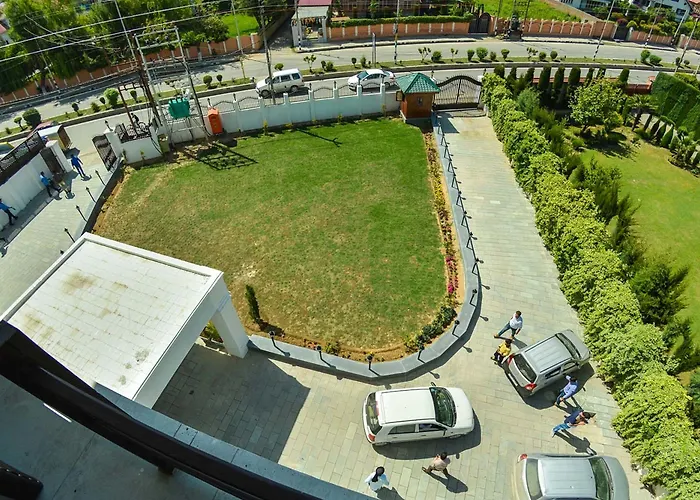 Heritage Luxury Srinagar 