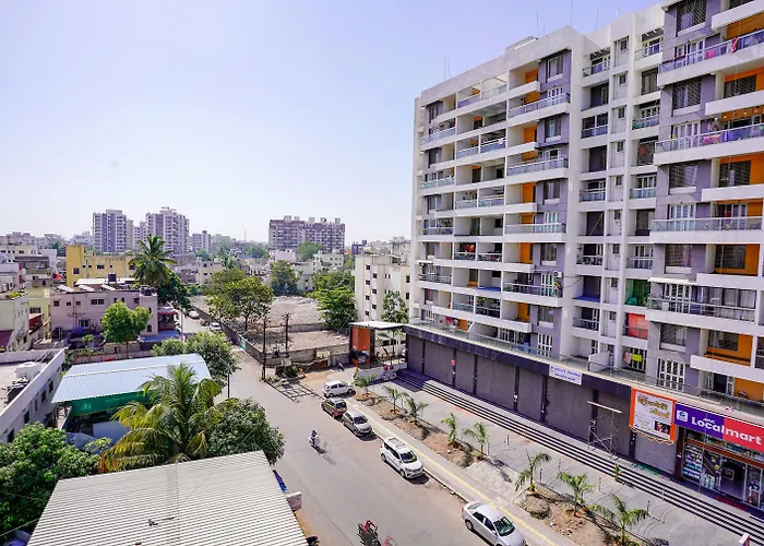 Via Crystal Inn Pimpri-Chinchwad