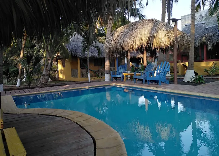 Hotel Pez De Oro Monterrico