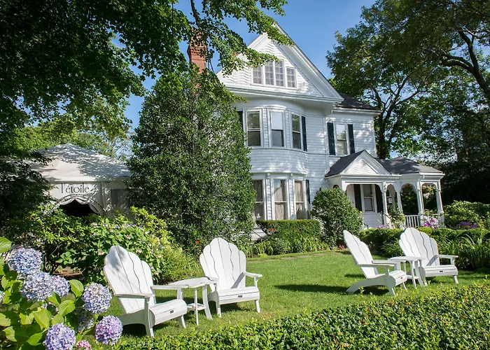 The Coco, The Edgartown Collection Hotel