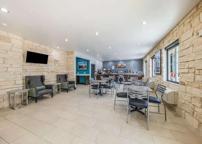Scottish Inns-Campus Fort Worth