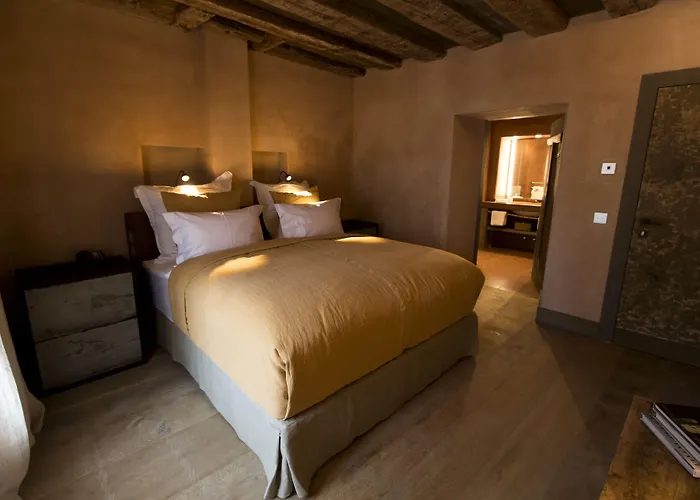 Townhouse Weisses Kreuz Boutiquehotel Salzburg