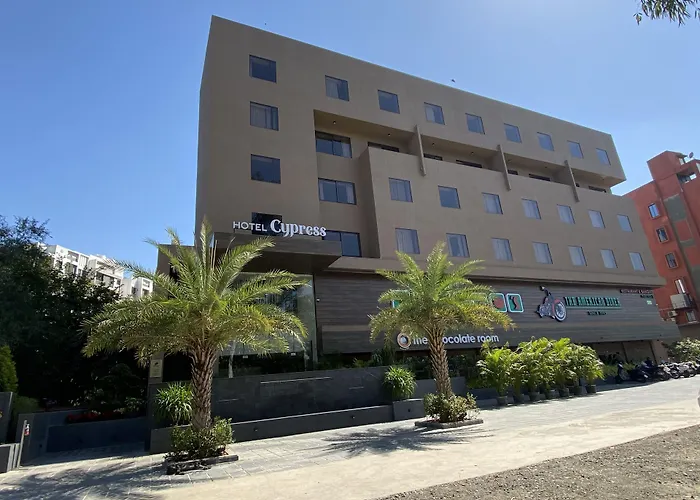Hotel Cypress Nadiad