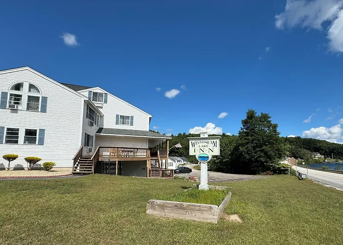 Winnisquam Lake Inn Tilton