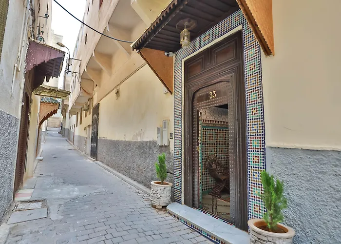 Riad Farouzi Fez