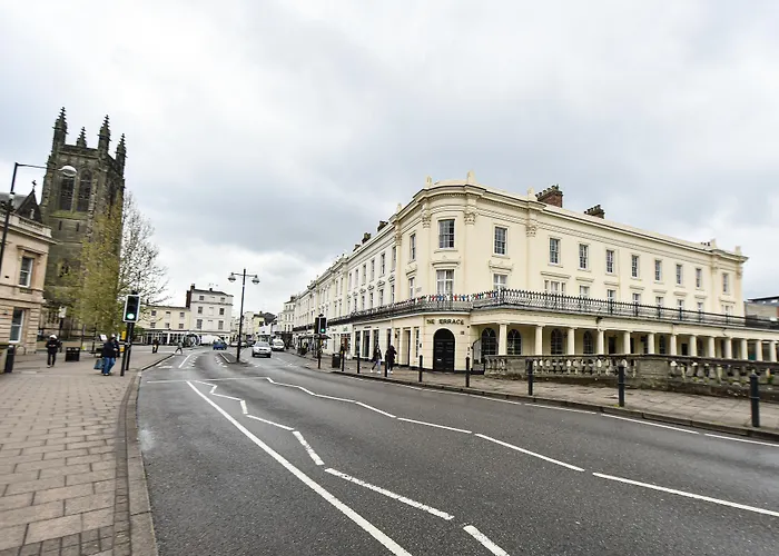 Victoria Colonnade Aparthotel Leamington Spa