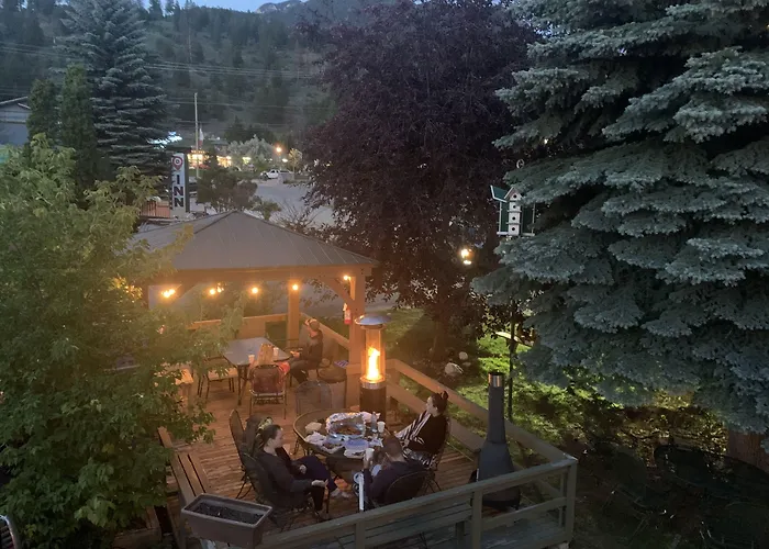 Destination Inn Radium Hot Springs