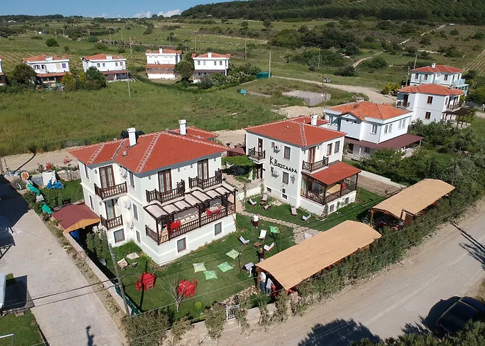 K Bozcaada Paralia