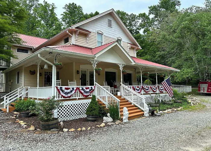 Misty Mountain Lodge Blairsville