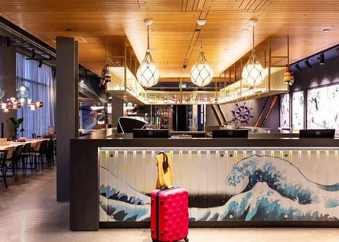 Moxy Plymouth Hotel