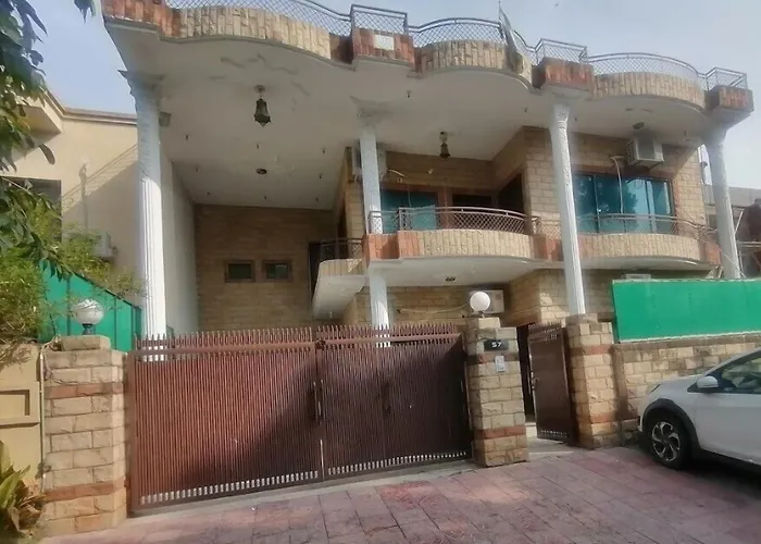Lux Lounge Guest House Islamabad