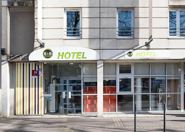B&B HOTEL Nantes Centre