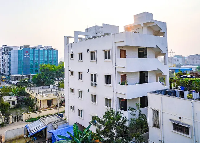 Fabhotel Q Suites - Nr Kavuri Hills, Madhapur Hyderabad