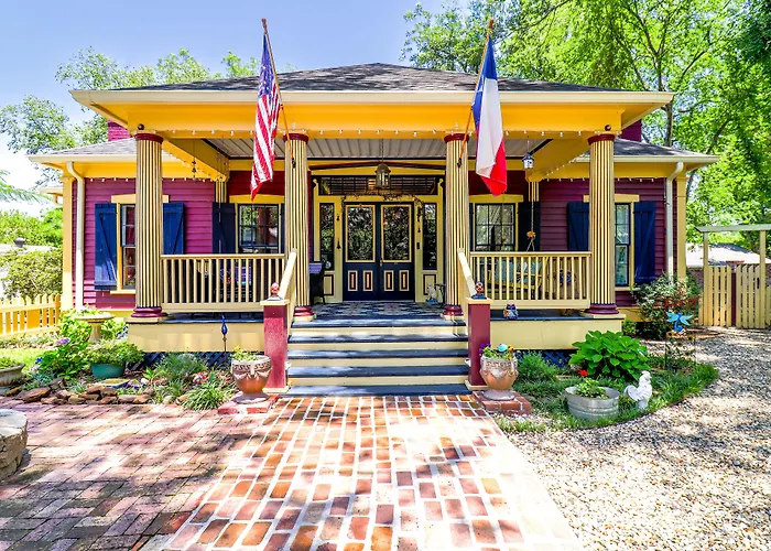 The Steamboat Inn Jefferson